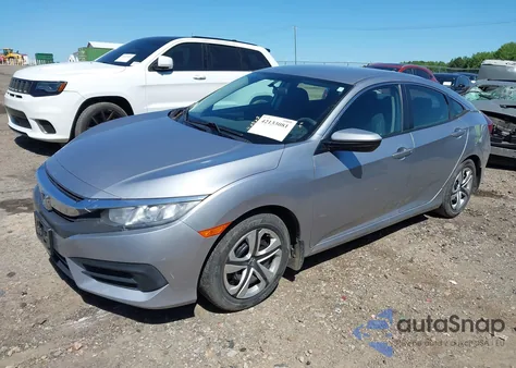 2017 Honda Civic Lx z USA, uszkodzony, nr VIN 19XFC2F58HE024257